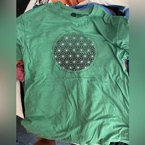 Green mens O’Neill tshirt